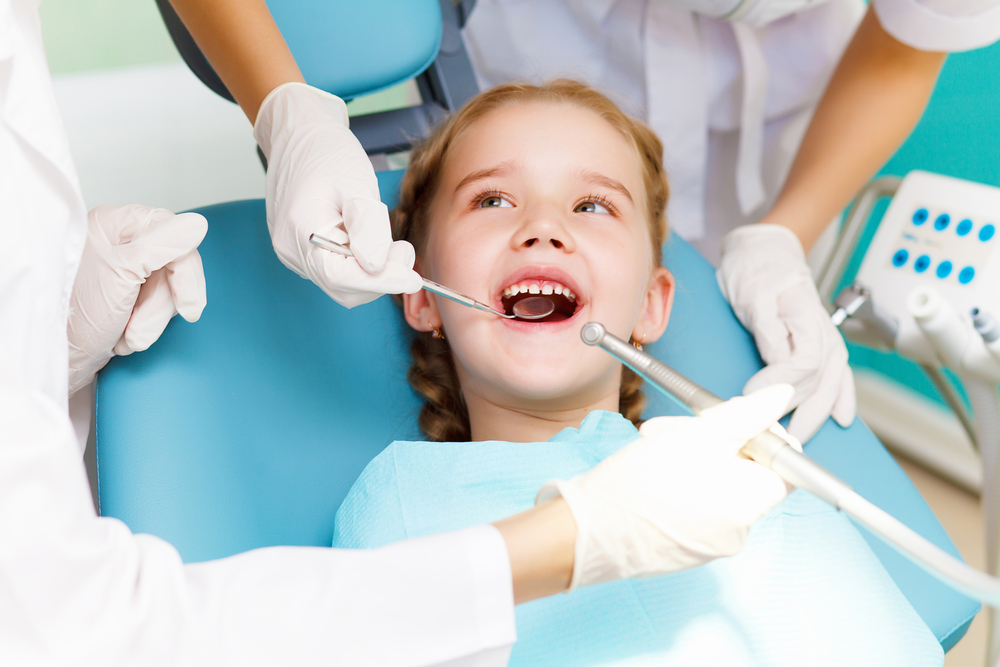 family dentistry Logan kids start seeing a dentist
